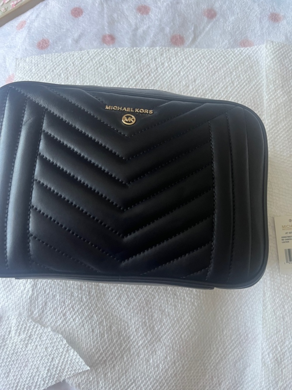 MICHAEL KORS Black Quilted Chevron Crossbody Bag with Gold Logo